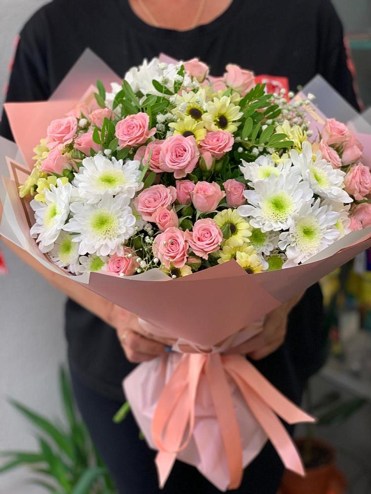 Букет цветов из: Розы и Хризантемы в Благодатном