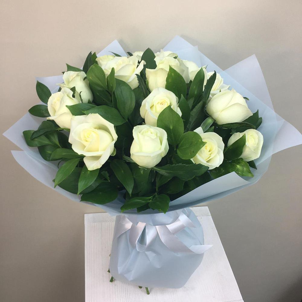 Букет 15 Белых роз Проуд в Благодатном