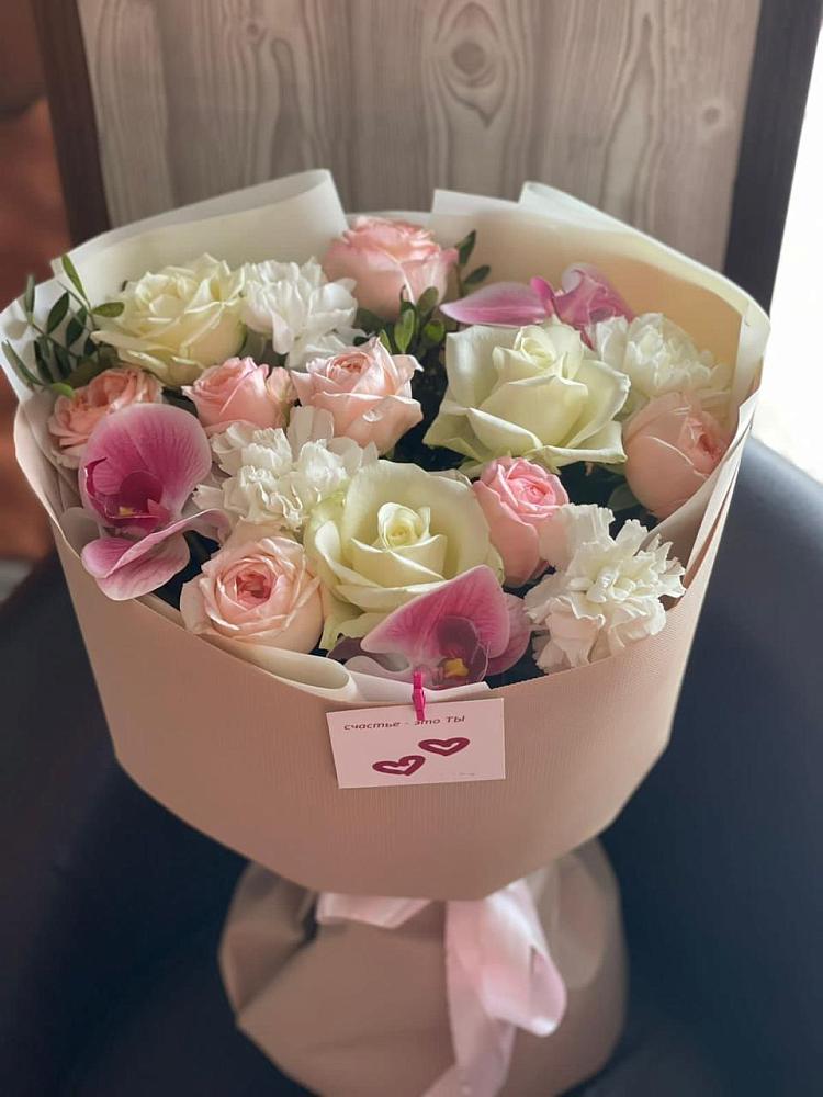 Букет цветов из: Орхидеи, Розы и Гвоздики в Благодатном