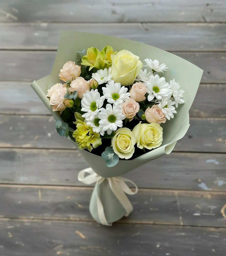 Букет цветов из: Альстромерии, Розы и Хризантемы в Благодатном