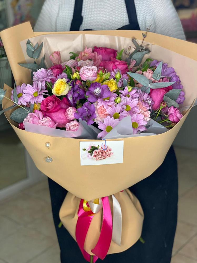 Букет цветов из: Хризантемы, Гвоздики и Альстромерии в Благодатном