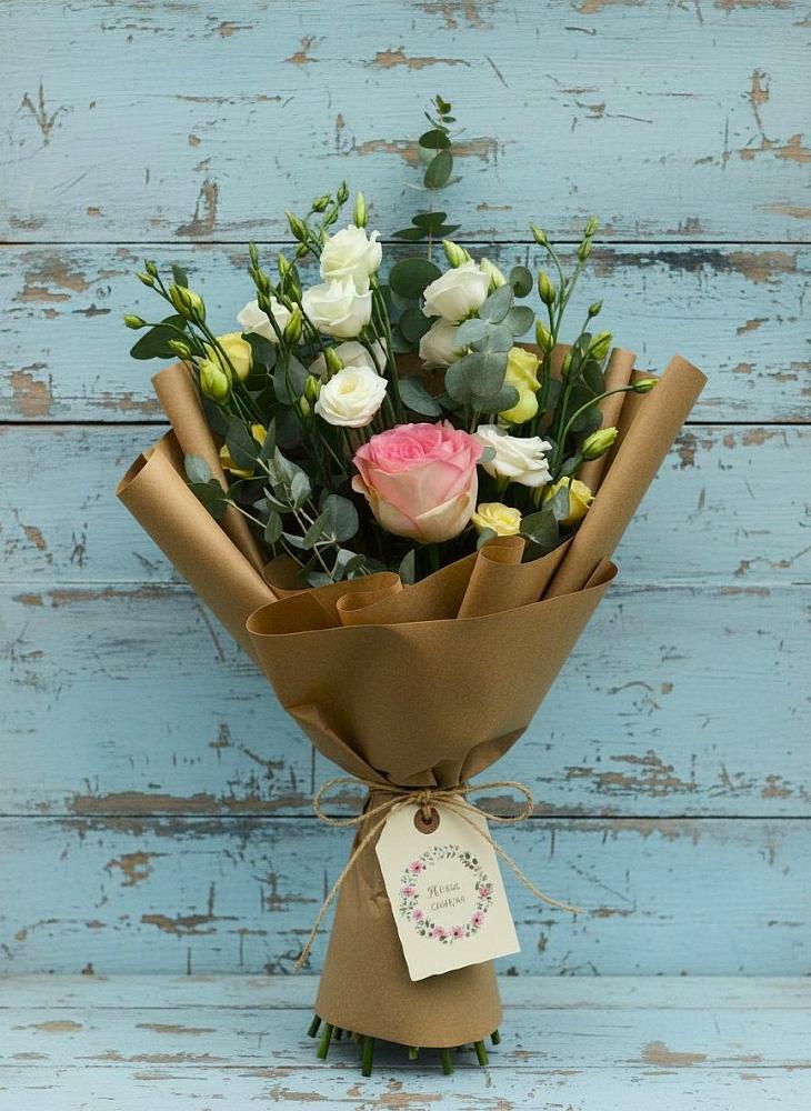 Букет цветов из: Розы и Лизиантусы в Благодатном