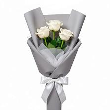 Букет 3 белые розы в Благодатном