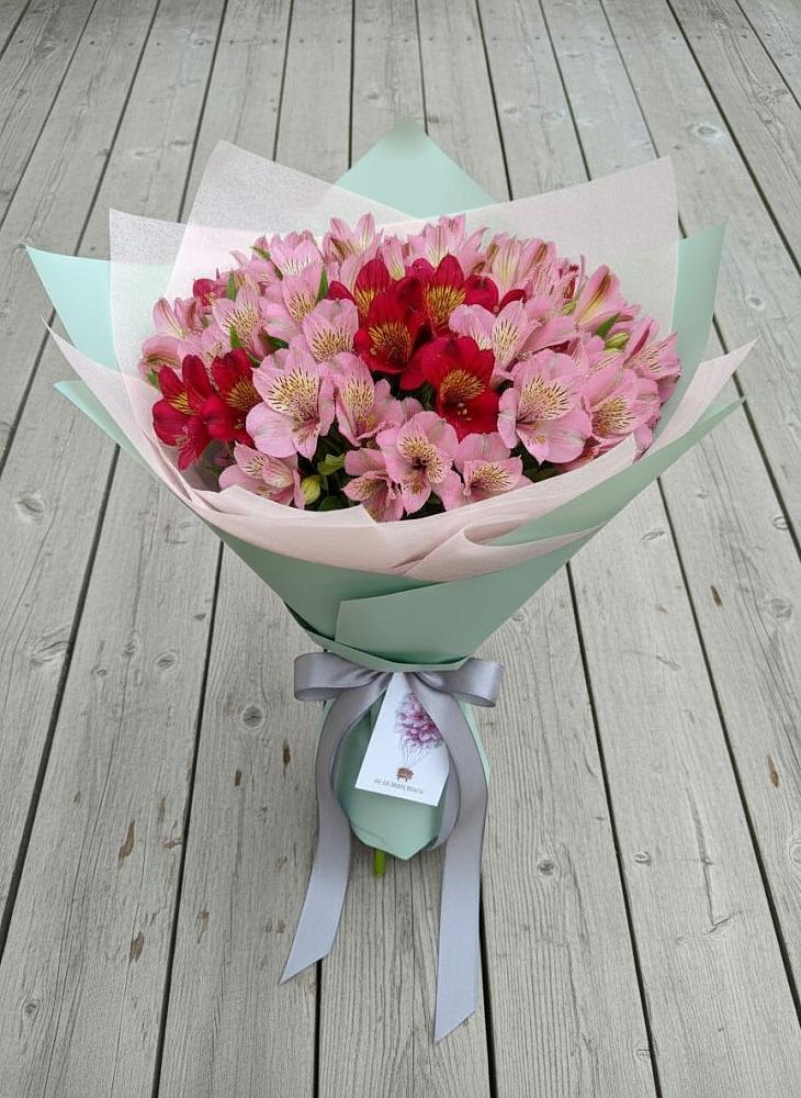 Букет цветов из: Альстромерии в Благодатном