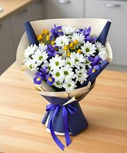 Букет цветов из:  Розы, Ирисы и Хризантемы #REPLACE_PRED# Благодатном