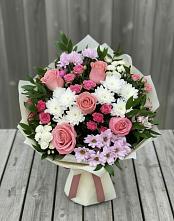 Букет цветов из:  Альстромерии, Гвоздики, Розы и Хризантемы в Благодатном