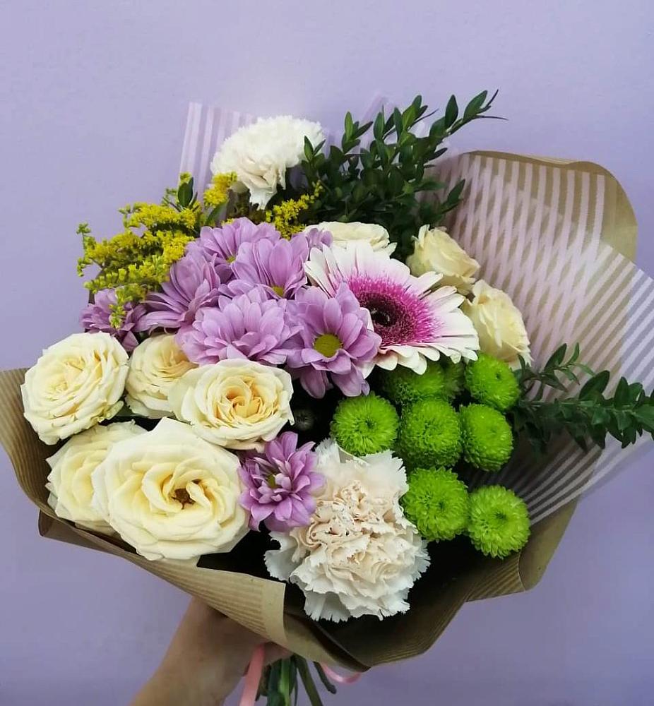 Букет цветов из: Хризантемы, Розы, Гвоздики и Герберы в Благодатном