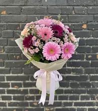 Букет цветов из:  Герберы и Хризантемы #REPLACE_PRED# Благодатном