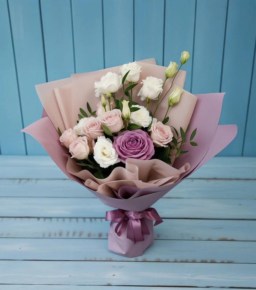 Букет цветов из: Розы и Лизиантусы в Благодатном