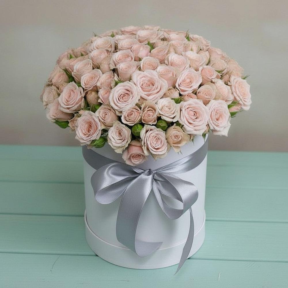 Цветочная композиция из Розы в шляпной коробке в Благодатном